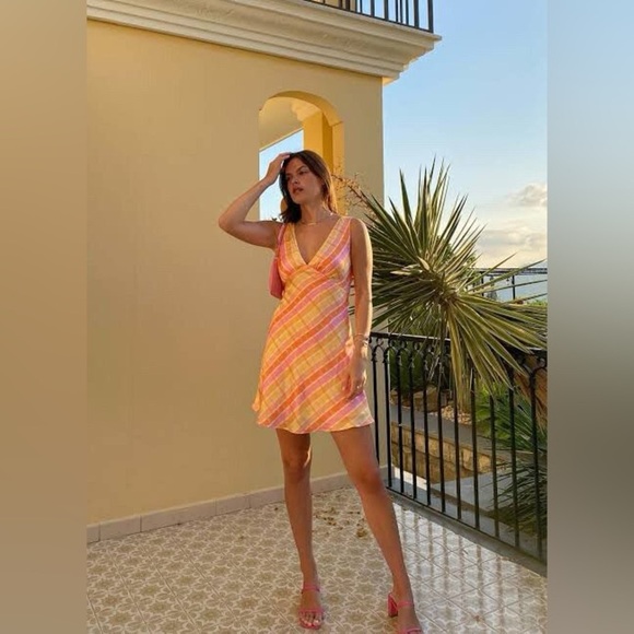 Revolve Pepper Mayo NWT Audrey Vintage Yellow Pattern Slip Dress Size 2 - Picture 1 of 5